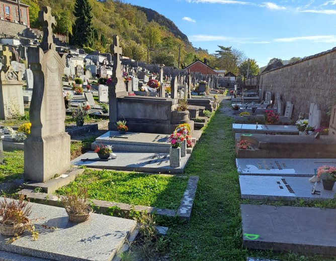 Info : cimetière de Leffe