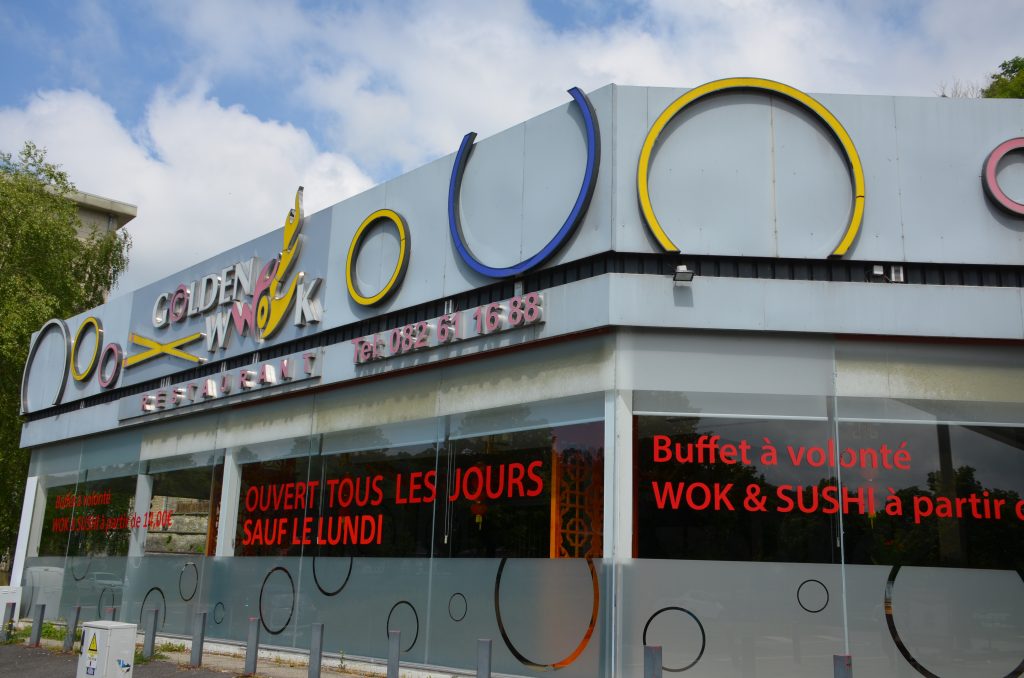 Golden wok